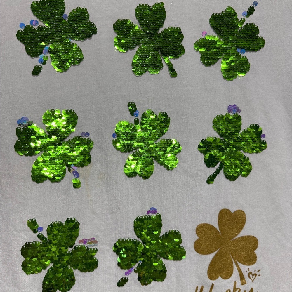 Justice Lucky ☘️ 4 leaf clover flip sequin shirt 18/20 plus st. Patrick’s day - Picture 2 of 6